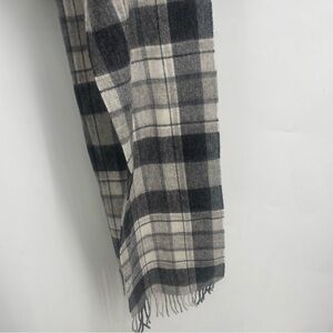 NEW Kiltane Of Scotland Wool Black Gray Fringe Scarf Fall Winter Warm Soft Gift